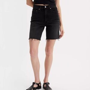 Levi’s Ribcage Black Bermuda Shorts